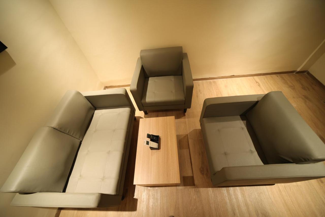 Hotel Marigold Bhubaneswar Esterno foto